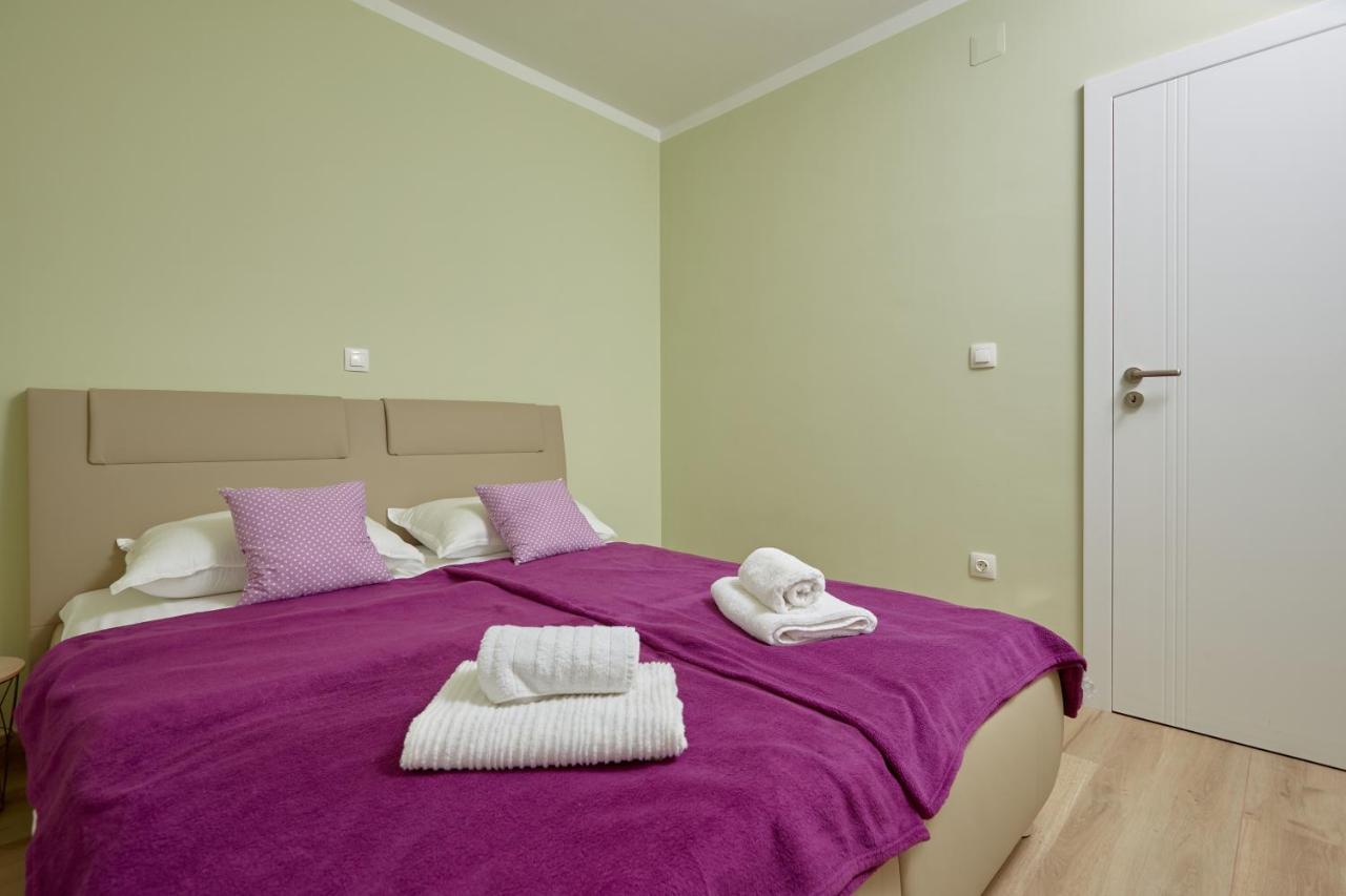 Apartments Nika Turanj Cameră foto