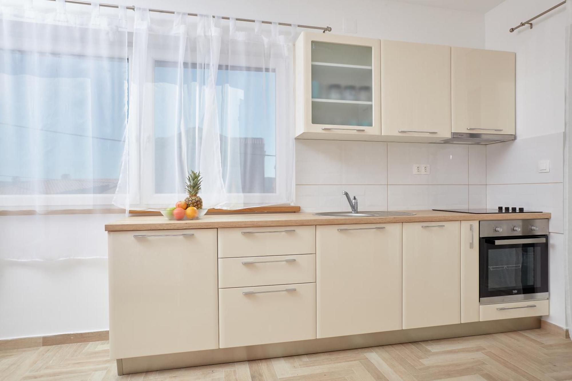 Apartments Nika Turanj Cameră foto